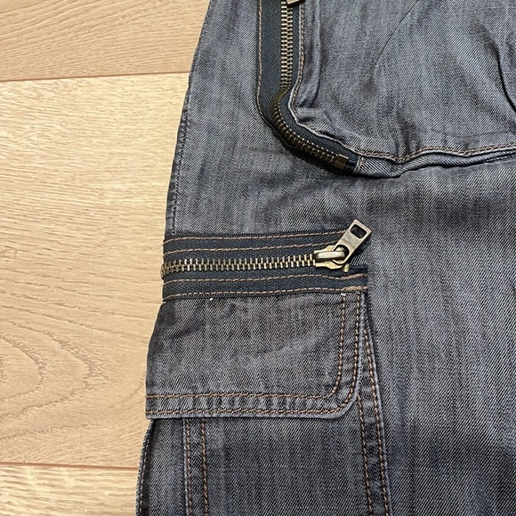 7 for All Mankind Style AN6236-F38 Mid Rise Cargo Ankle Jeans. - Picture 7 of 10